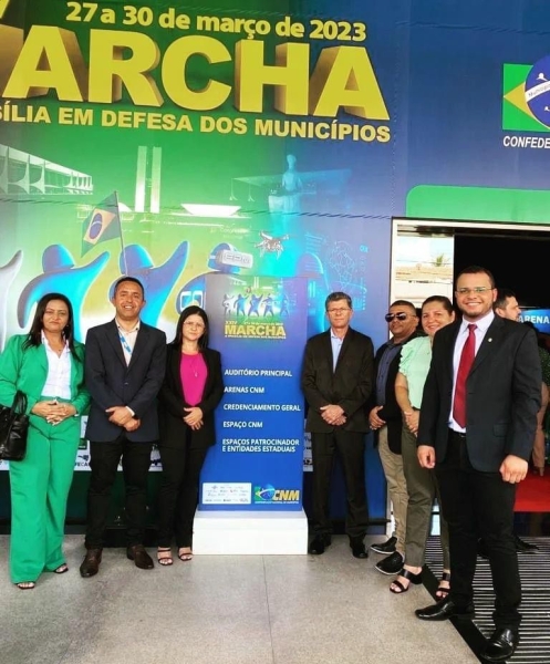 Prefeito Erivam de Biu viaja à Brasília para participar da Marcha em Defesa dos Municípios