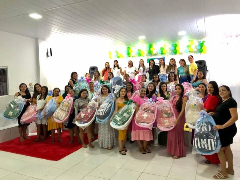 Momento especial com entrega de Kits Maternidade e eleição do Bebê Prefeito 2024, marca o encerramento da Semana do Bebê em nosso município