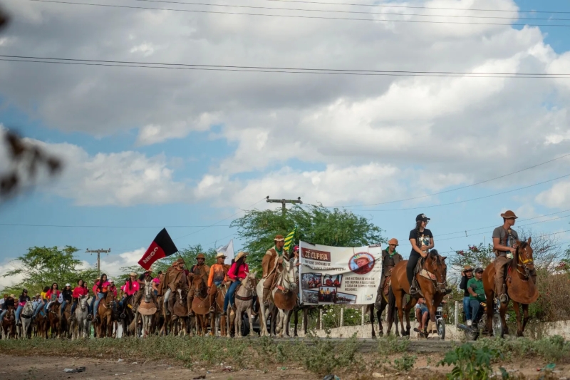 Centenas de Vaqueiros (as) participam da tradicional Cavalgada de Nossa Senhora da Conceição, organizada pelo vaqueiro Zé Cupira