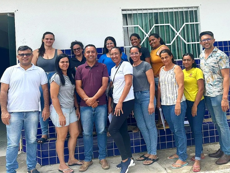 Gestão se reúne com representantes das equipes e Campeonato Municipal de Futebol Feminino começa no próximo domingo (25)